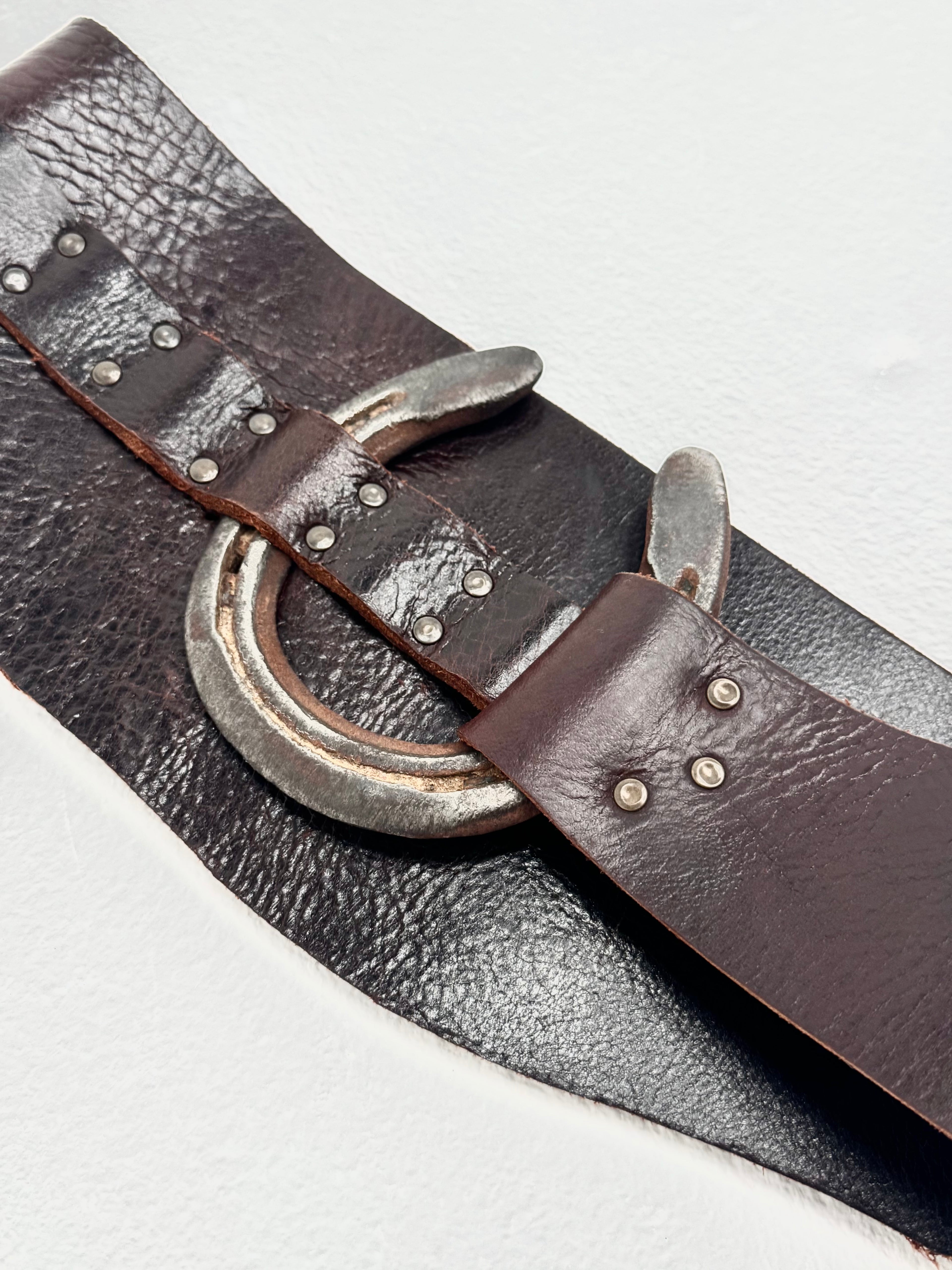 Leather Horseshoe Belt