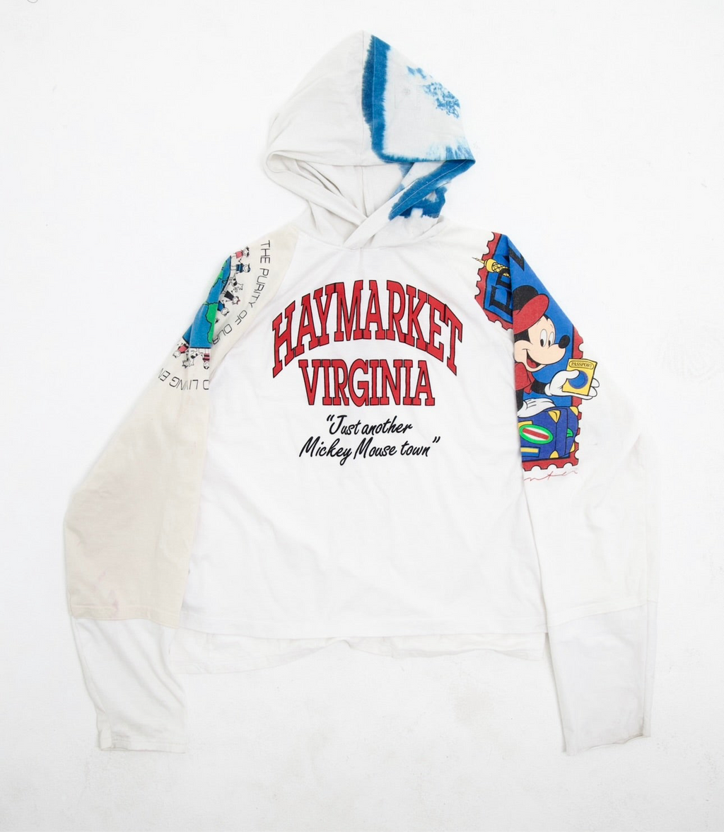 “Tourist” T-Shirt Hoodie