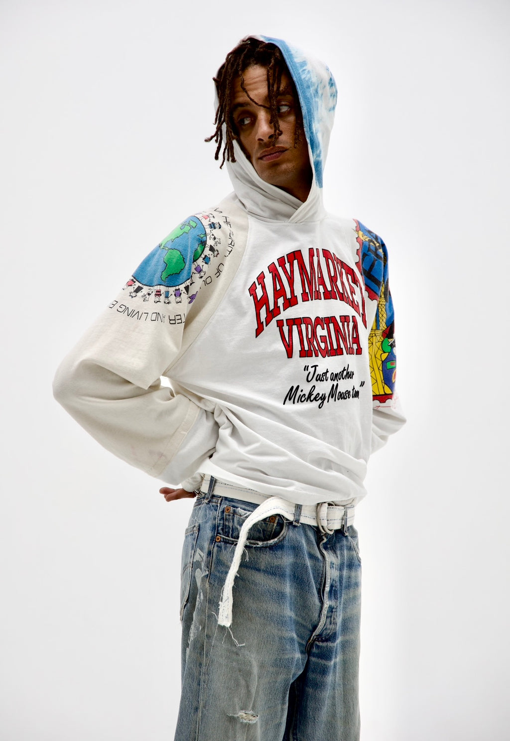 “Tourist” T-Shirt Hoodie